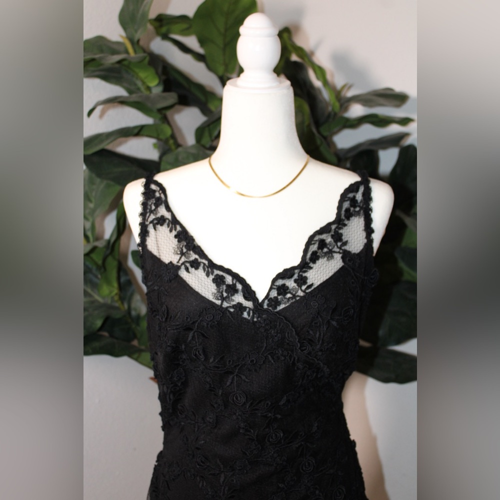 Nicole Bakti Black Lace Asymmetrical Dress - Size M - Picture 4 of 12